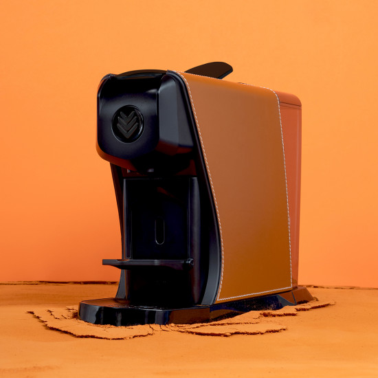 Macchina per caffè Espresso EOH edizione in pelle color cammello