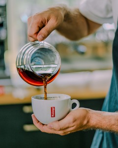 Pause café réconfortante. Le meilleur remède contre le froid ☕🍂

📍 Paris – 50 Rue Saint-André des Arts
📍 Nice – 9 Av. Jean Médecin | Gare du Sud | CAP 3000