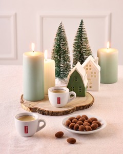 Offrez-vous une pause gourmande avant de reprendre la course aux cadeaux. 🍫☕