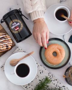 Notre café Pur Papouasie 

Un café équilibré, aux notes légèrement acidulées avec une touche de pralin et de noisettes grillées. Idéal pour bien démarrer la journée ! ☕ 🤎