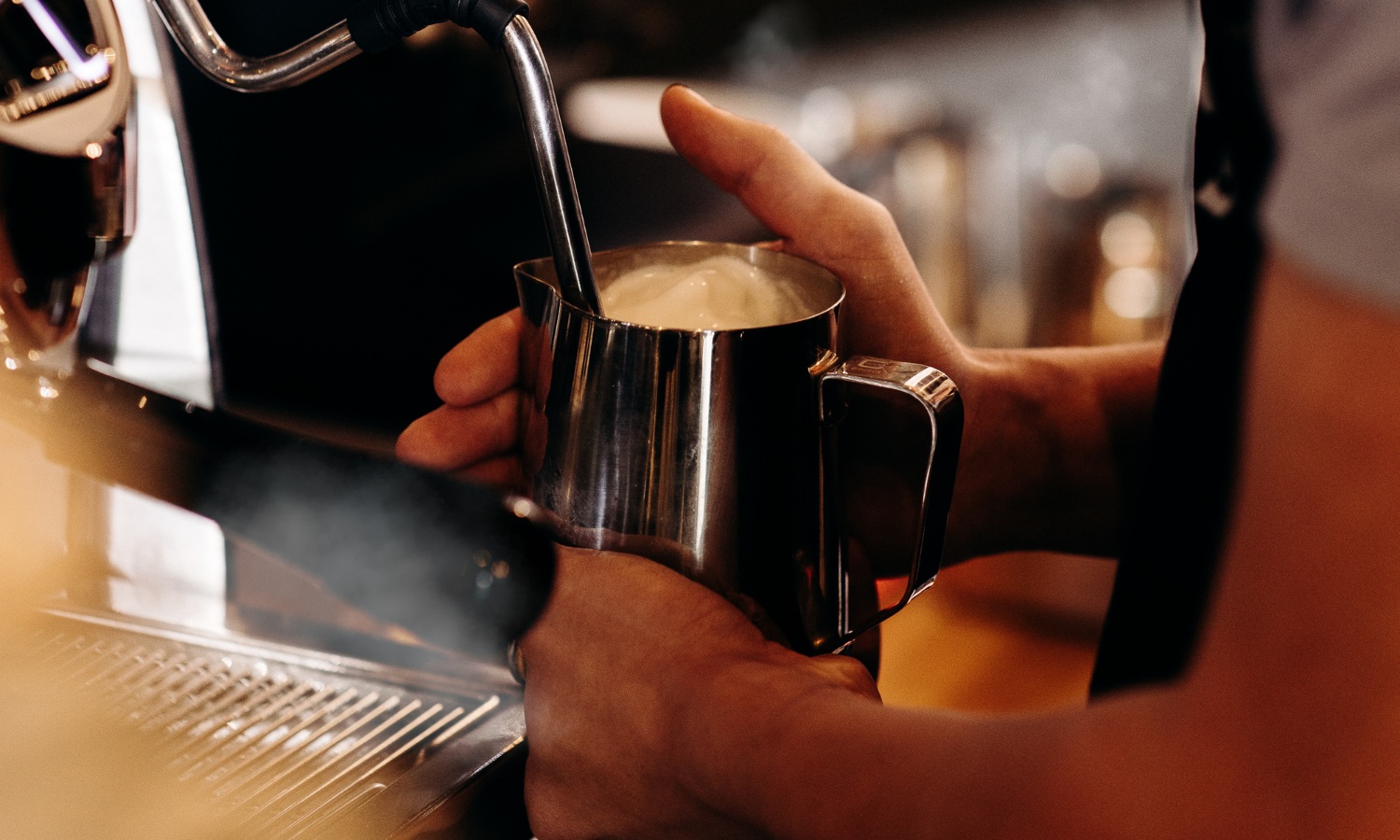 Pichet à lait pour préparer une mousse de lait barista