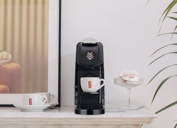 La cafetière à dosette allie simplicité, qualité et rapidité