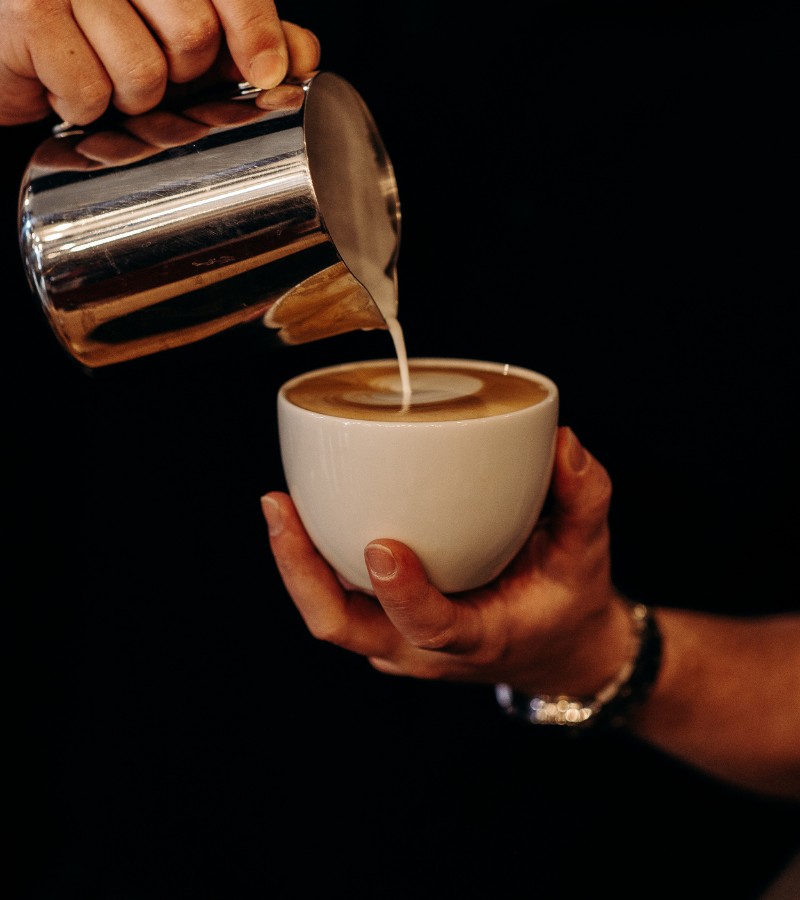 Préparation d'un cappuccino